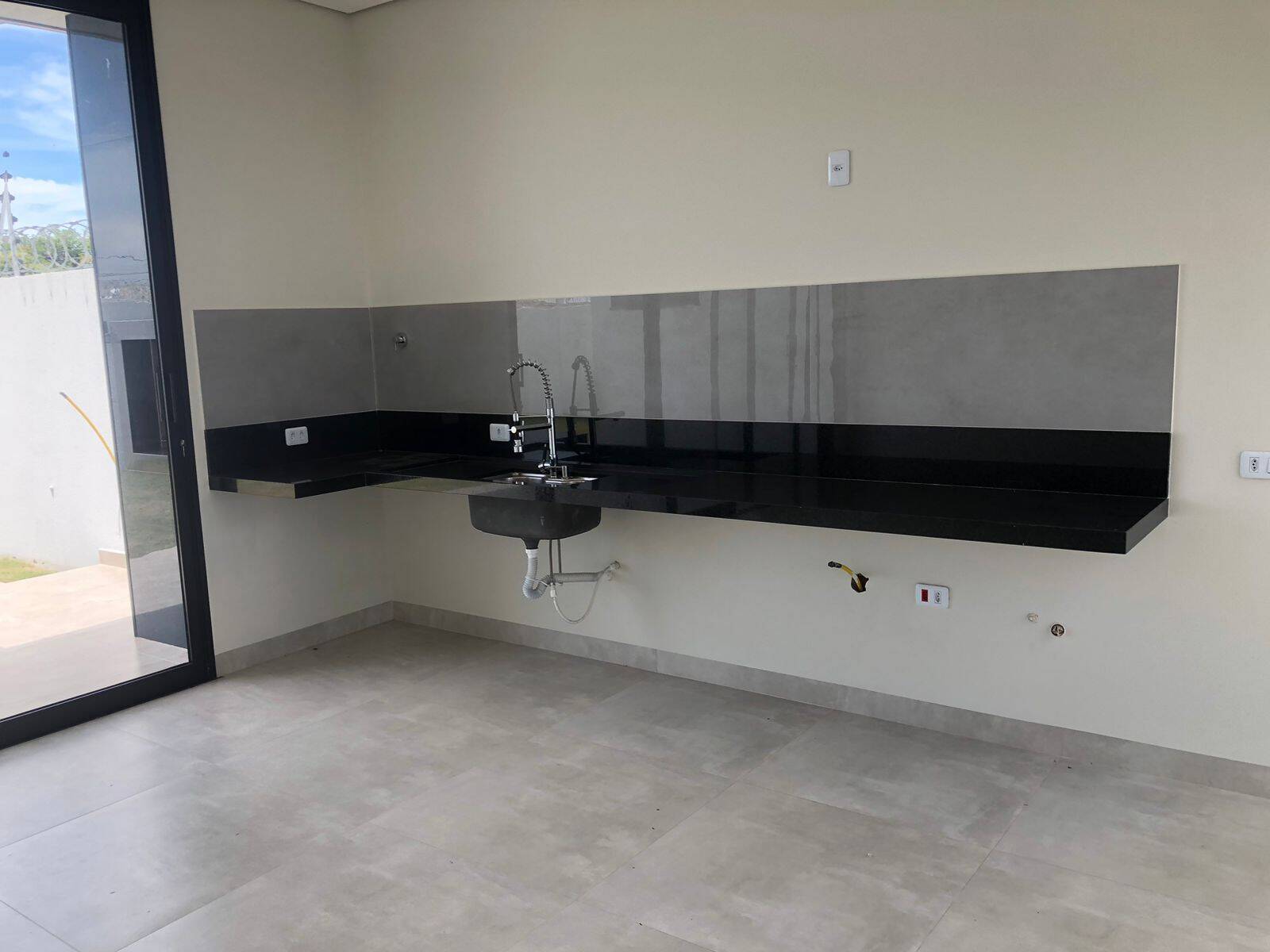 Casa, 1 quarto, 154 m² - Foto 41