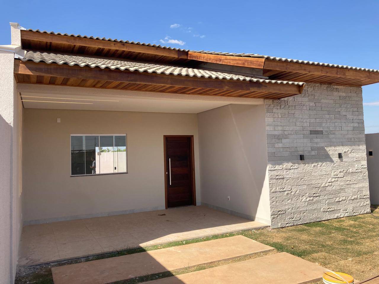 Casa à venda com 2 quartos, 83m² - Foto 2
