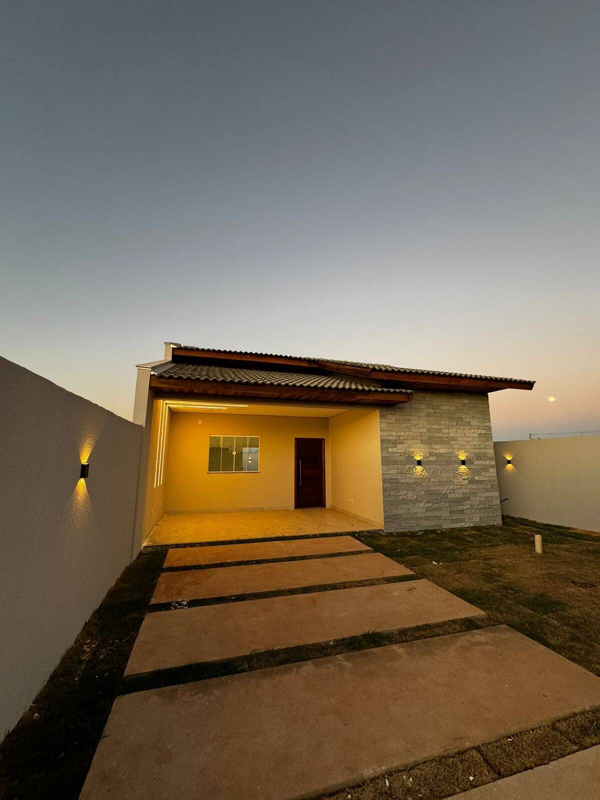 Casa à venda com 2 quartos, 83m² - Foto 12
